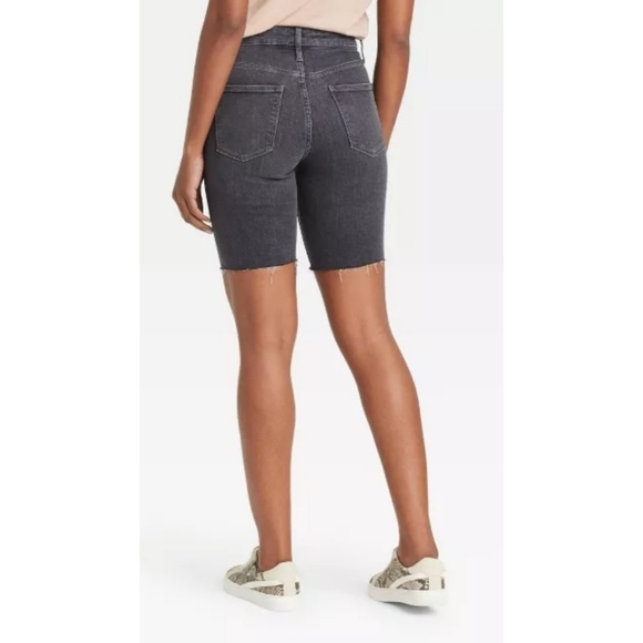 Universal Thread  High rose Bermuda Jean shorts  Dark Gray Size 0 - Picture 2 of 14